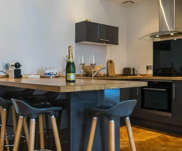 Charming Haussmannien 50m2 - Center Apartmán *